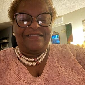 Meet your Posher, Carol Special 56